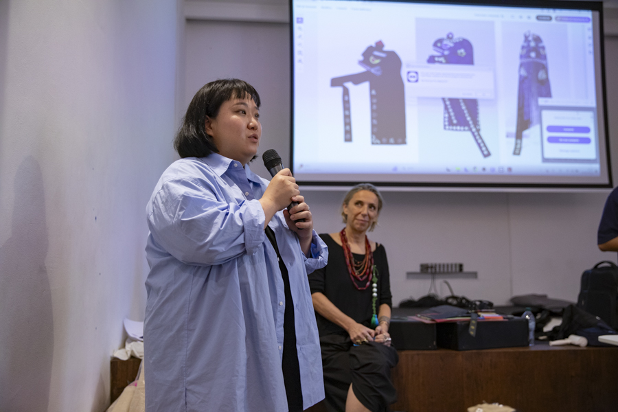 국립로마미술대학교(Accademia di Belle Arti) 학생 대상 한복 디자인 워크숍 모습