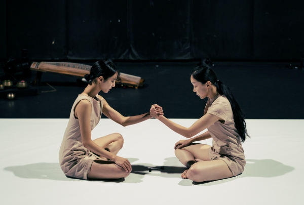 Burnt Offering (제: 타오르는 삶) 공연 사진