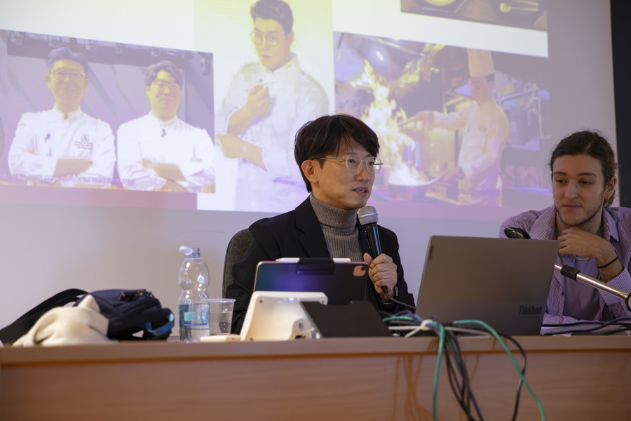 로마 사피엔차 대학교, 장태유 감독과의 토크쇼 모습