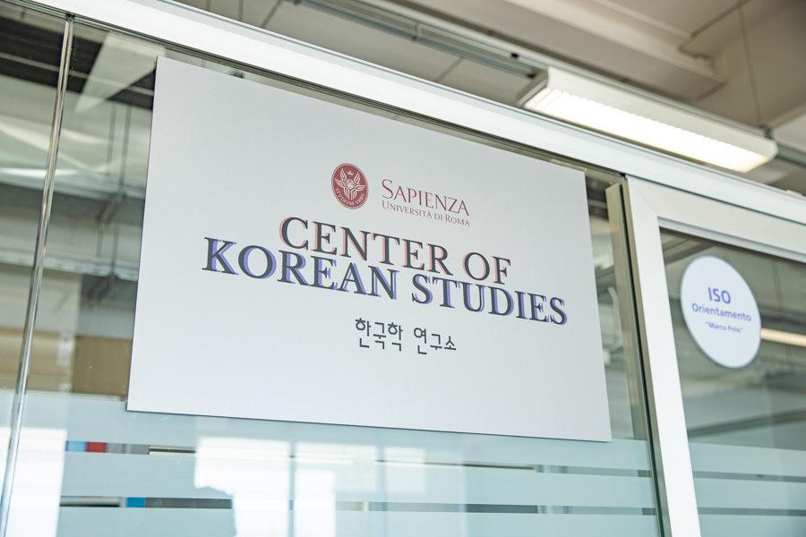 로마 사피엔차 대학교, 장태유 감독과의 토크쇼 모습