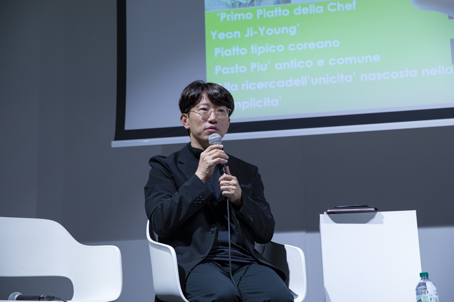 주이탈리아한국문화원에서 개최된 장태유 감독과의 토크쇼 모습