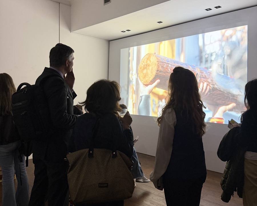 현대미술 순회전 STILL MOVING 개막식 모습